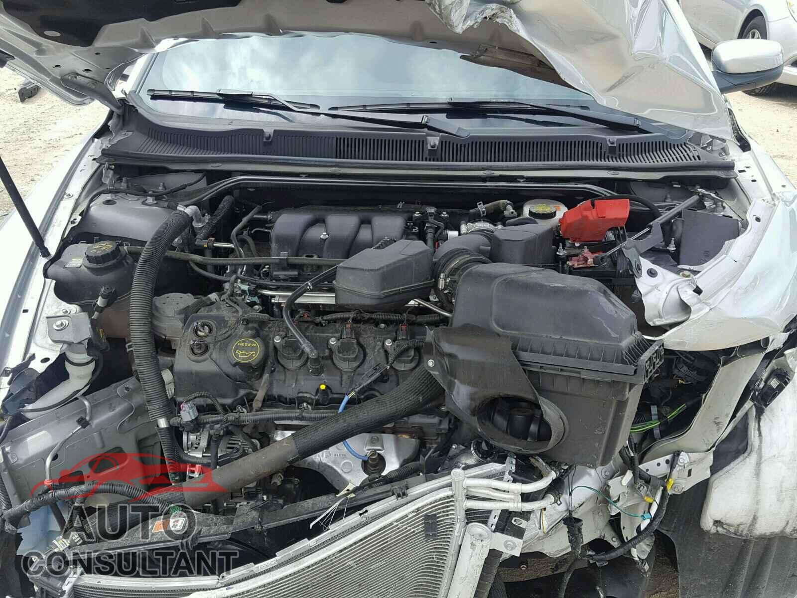FORD TAURUS 2015 - 1FAHP2E82FG209089