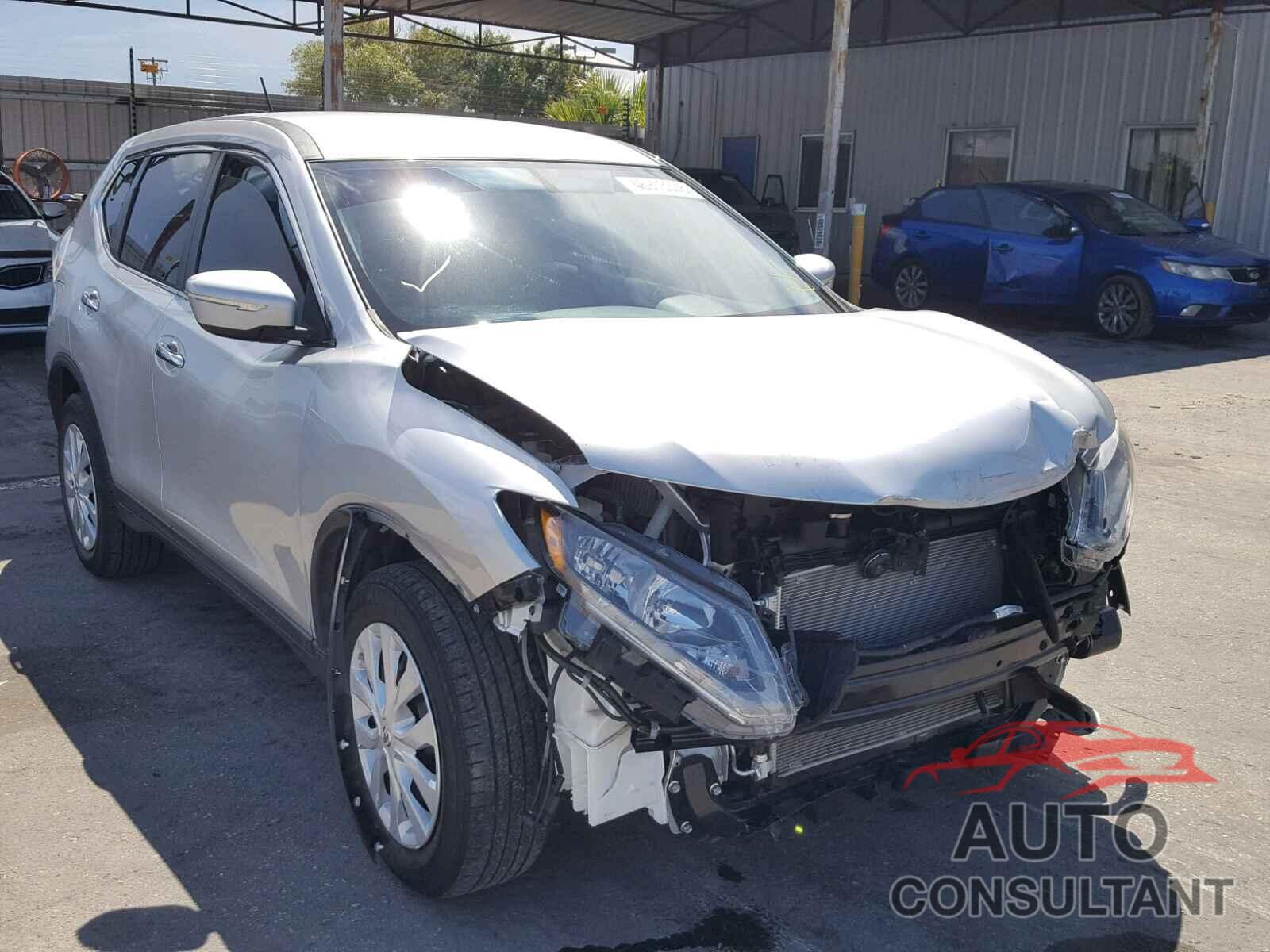 NISSAN ROGUE S 2015 - KNMAT2MTXFP591059