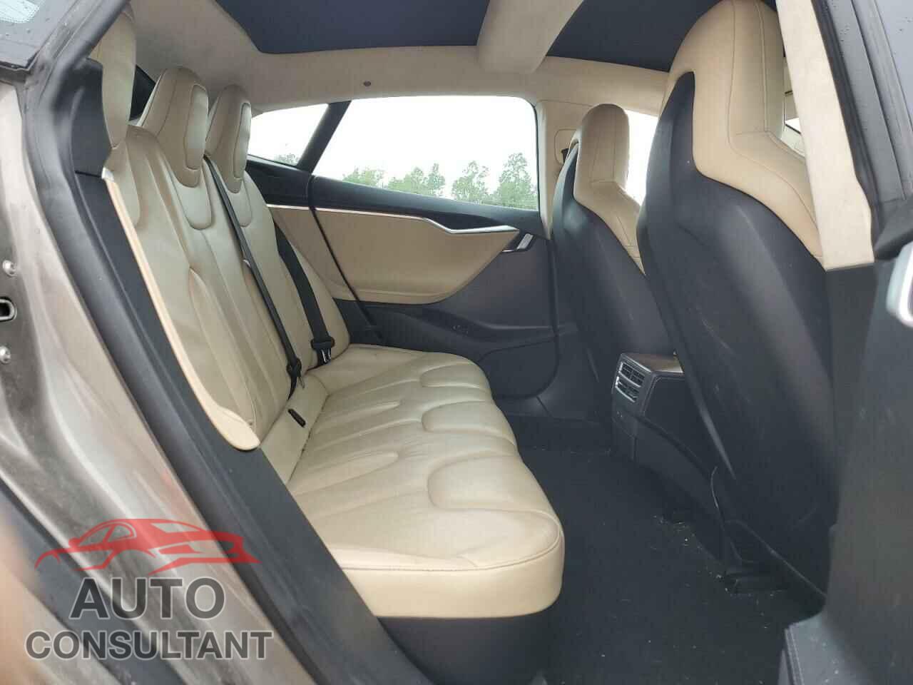 TESLA MODEL S 2016 - 5YJSA1E22GF141184