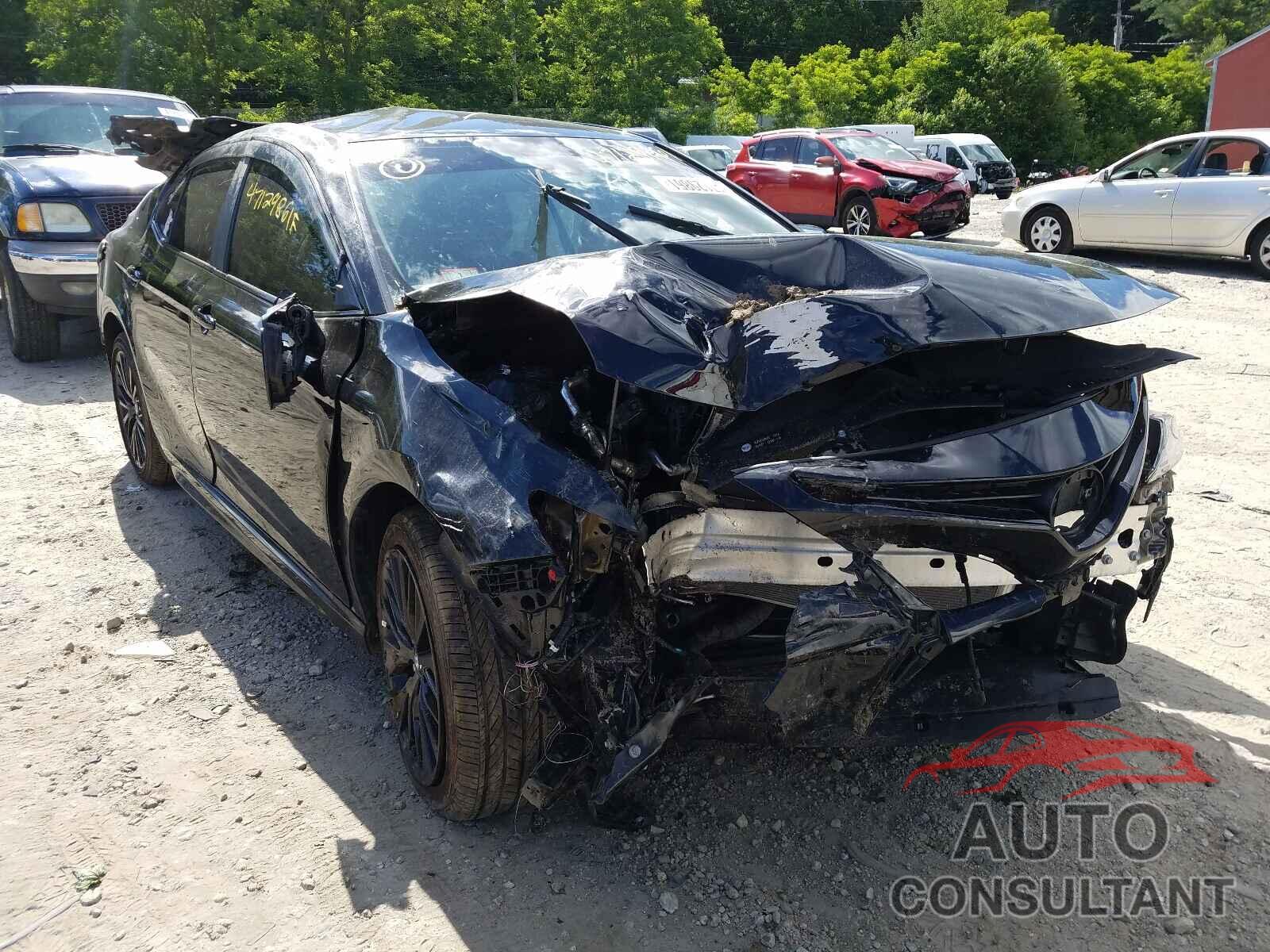 TOYOTA CAMRY 2020 - 4T1G11AK0LU318985