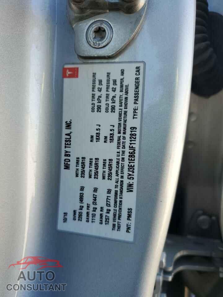 TESLA MODEL 3 2018 - 5YJ3E1EB6JF112819