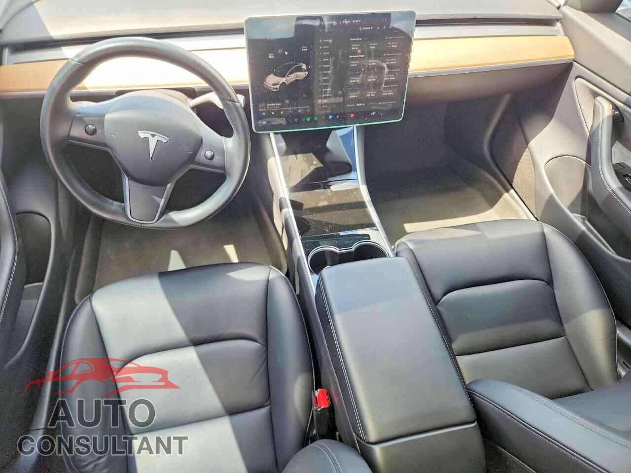 TESLA MODEL 3 2018 - 5YJ3E1EB8JF066832