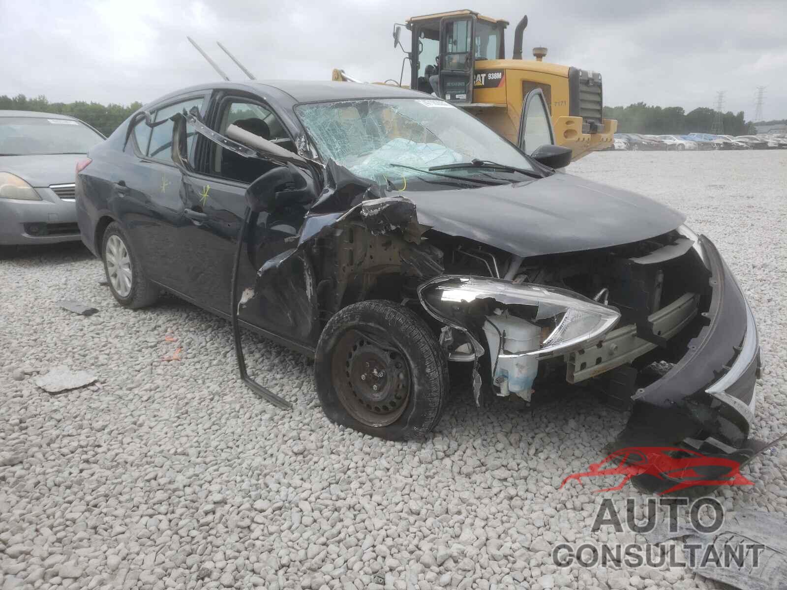 NISSAN VERSA 2019 - 3N1CN7AP1KL837822