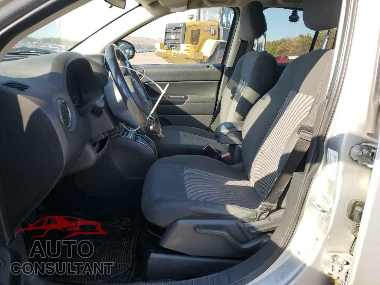 JEEP COMPASS 2011 - 1J4NF1FB0BD197101