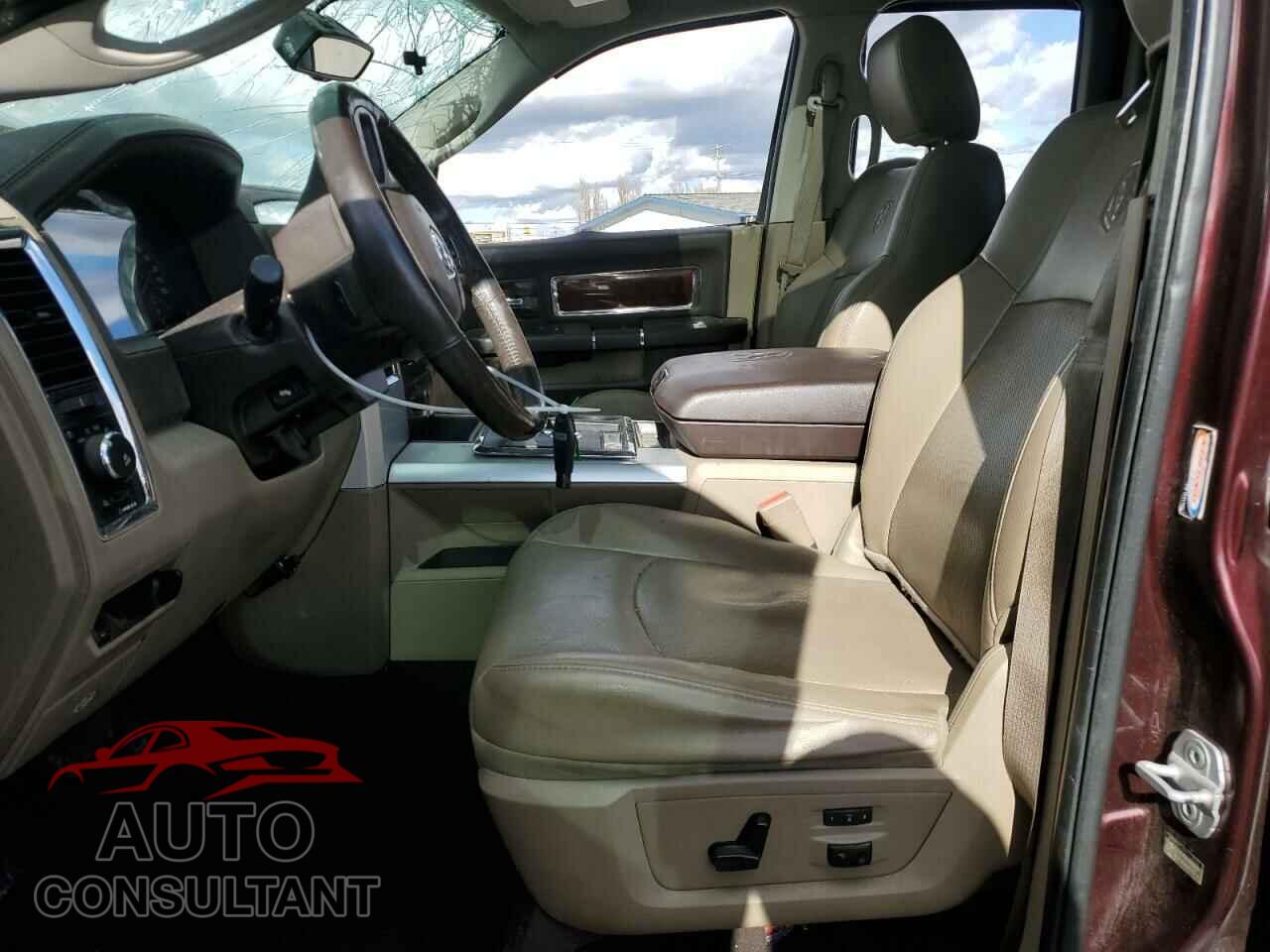 DODGE RAM 1500 2012 - 1C6RD7JT1CS242695