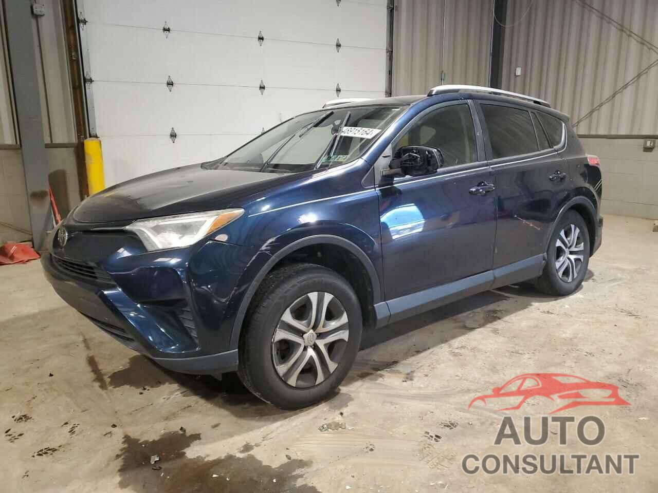 TOYOTA RAV4 2017 - JTMBFREV2HJ702987