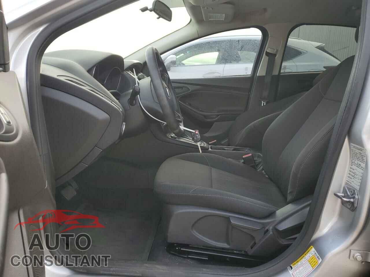 FORD FOCUS 2016 - 1FADP3E22GL311291