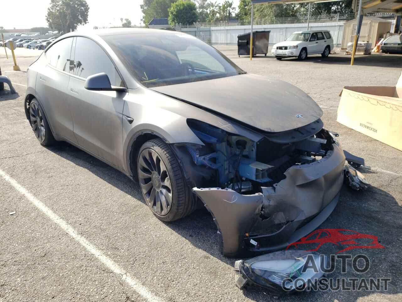 TESLA MODEL Y 2021 - 5YJYGDEF1MF098031