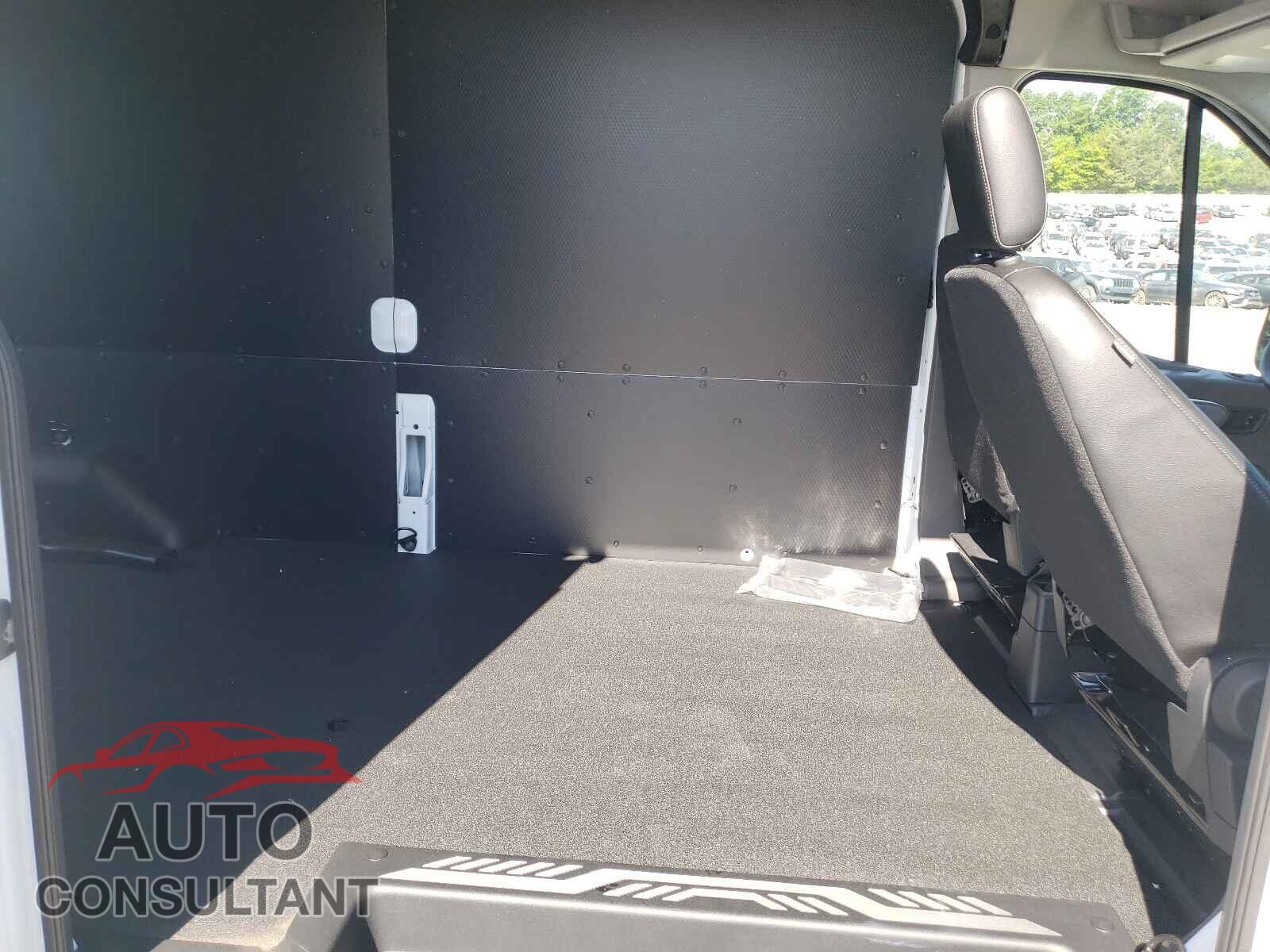 FORD TRANSIT CO 2020 - 1FTBR1C82LKB03208
