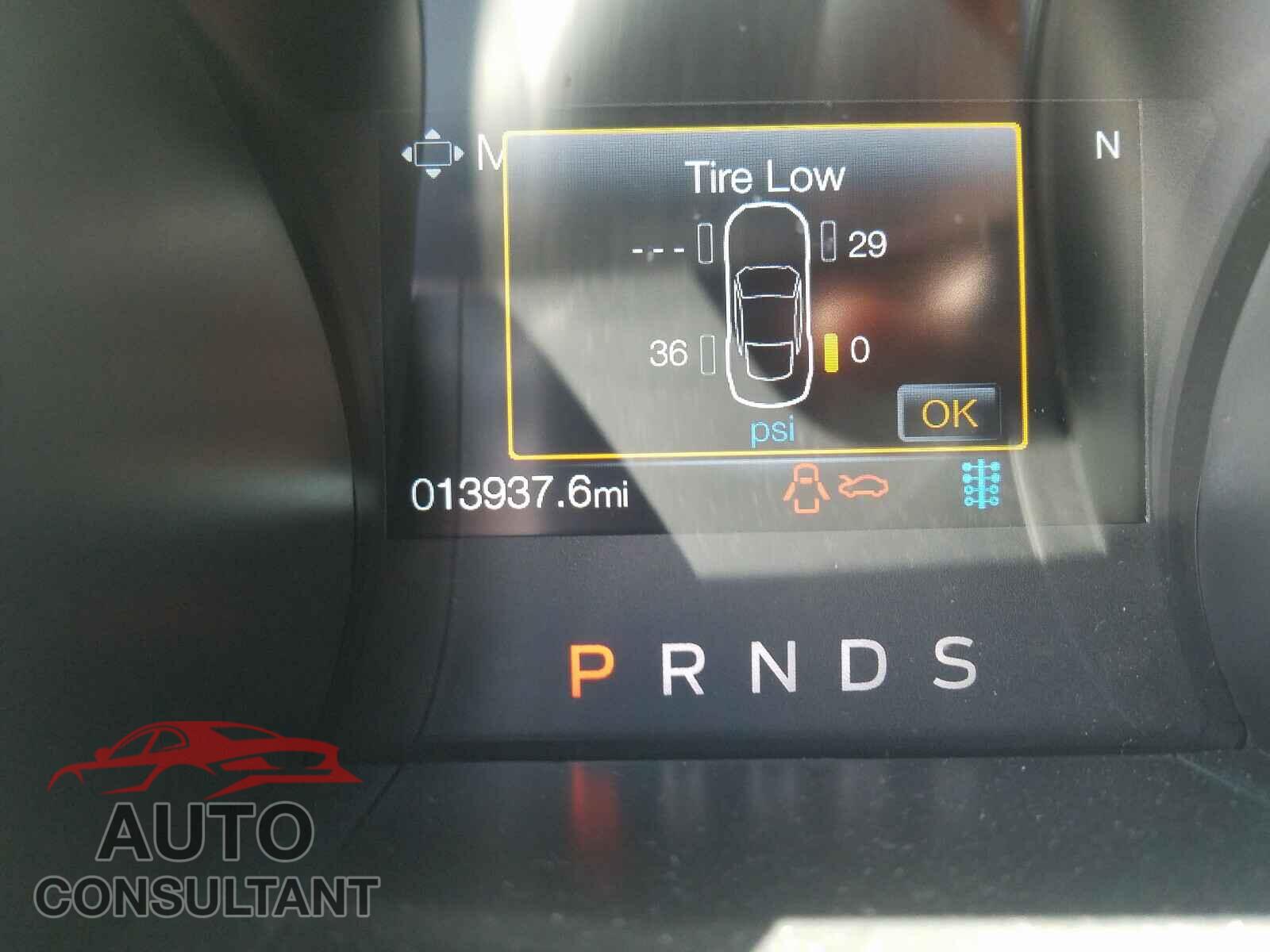 FORD MUSTANG 2019 - 1FA6P8CFXK5173640