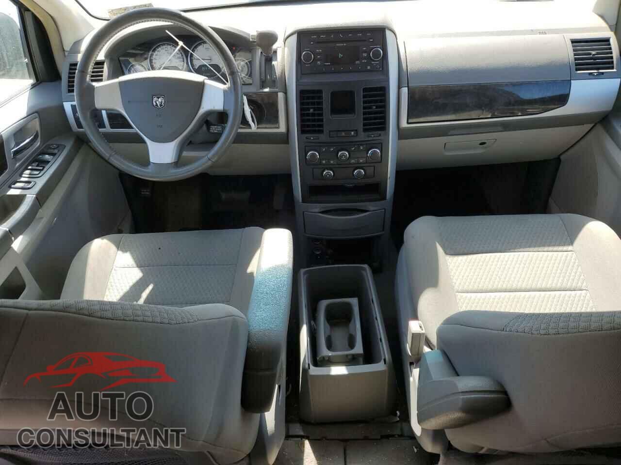 DODGE CARAVAN 2010 - 2D4RN5D11AR216295