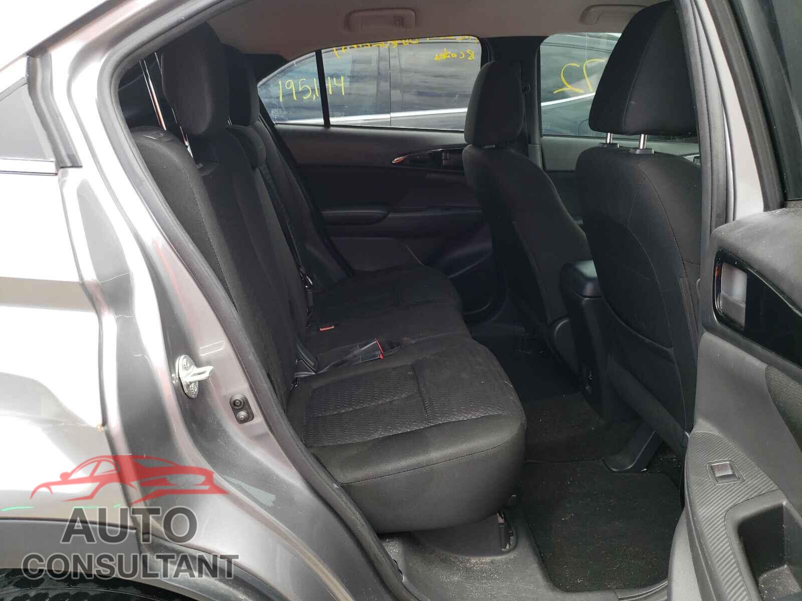 MITSUBISHI ECLIPSE 2019 - JA4AT3AA6KZ028947