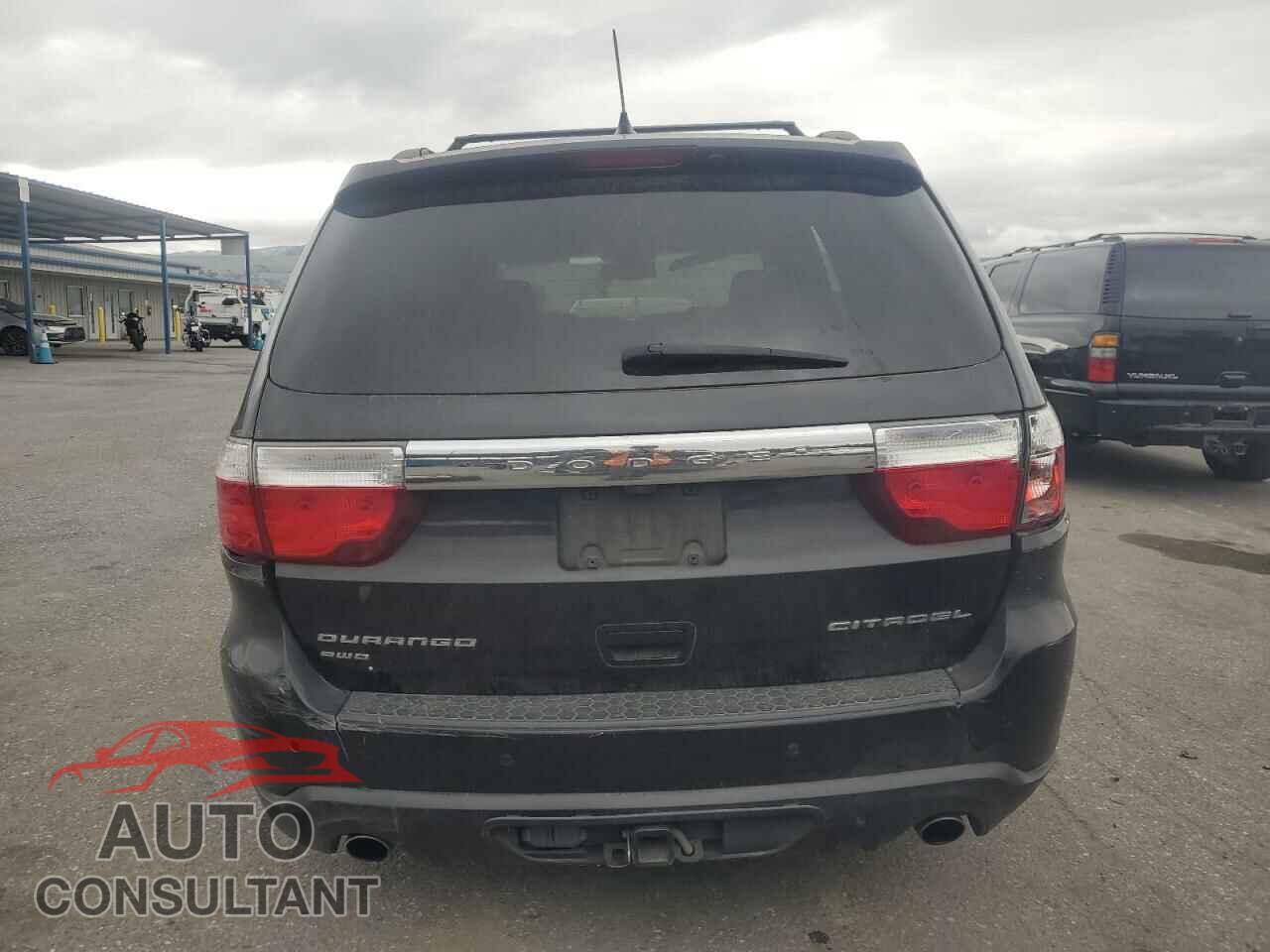 DODGE DURANGO 2013 - 1C4SDJET4DC643770