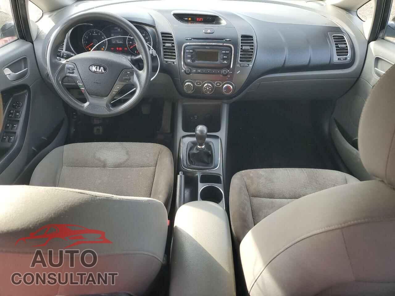 KIA FORTE 2017 - 3KPFK4A79HE121202