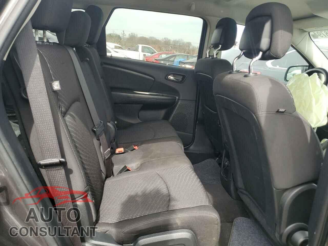 DODGE JOURNEY 2017 - 3C4PDCBG5HT510194