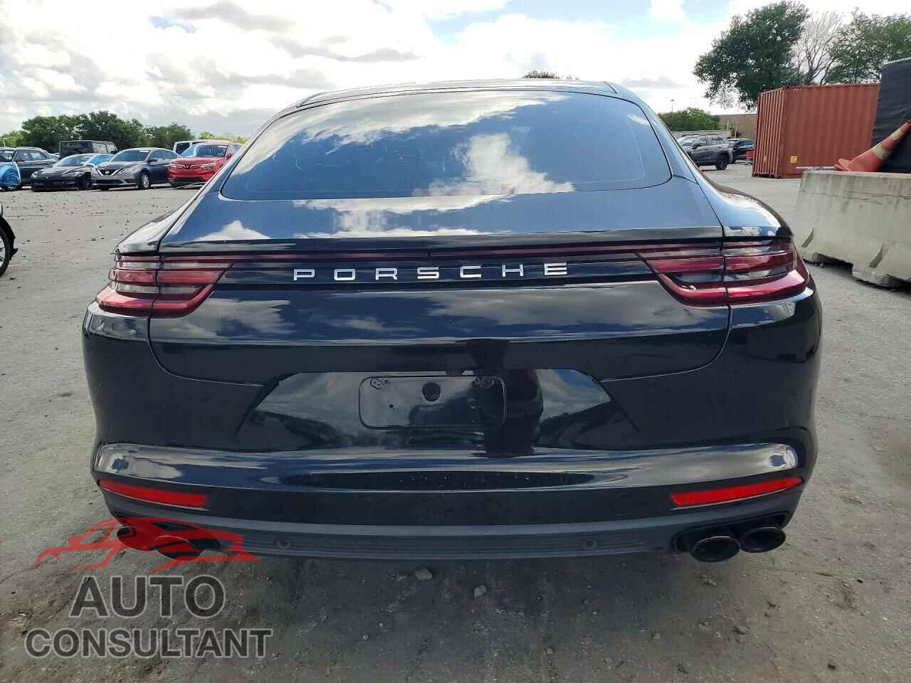 PORSCHE PANAMERA 2018 - WP0AA2A72JL104532