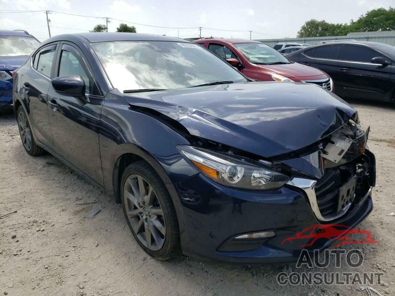 MAZDA 3 2018 - 3MZBN1V39JM258029