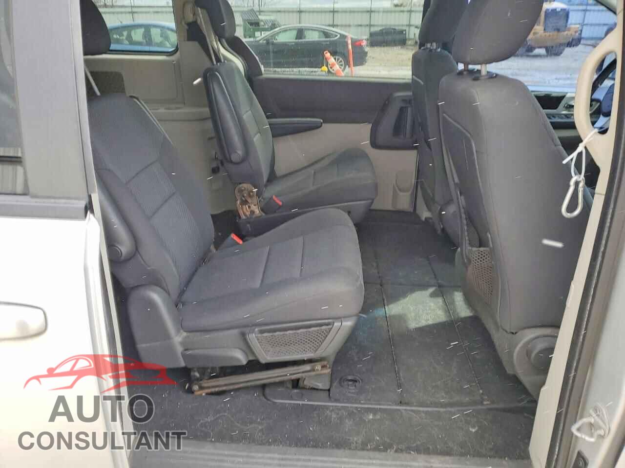 DODGE CARAVAN 2010 - 2D4RN5D1XAR268704