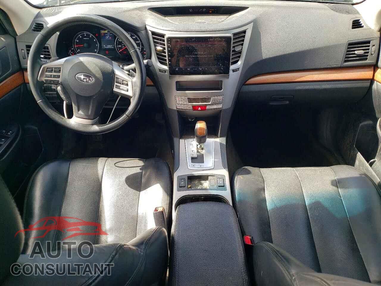 SUBARU OUTBACK 2014 - 4S4BRBLC2E3279131