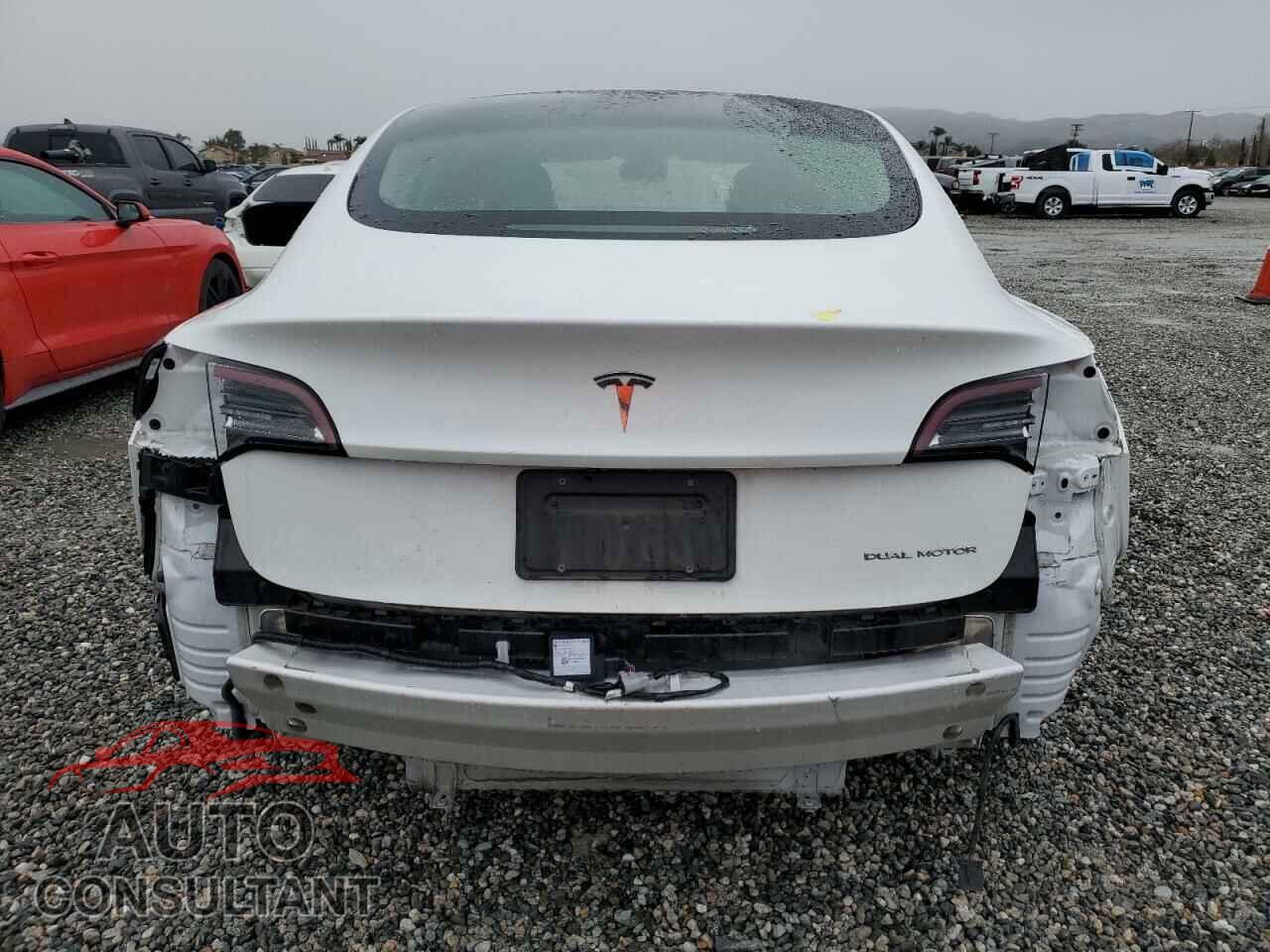 TESLA MODEL 3 2022 - 5YJ3E1EB9NF256418
