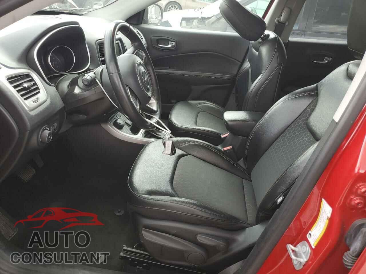JEEP COMPASS 2018 - 3C4NJDBB0JT457002