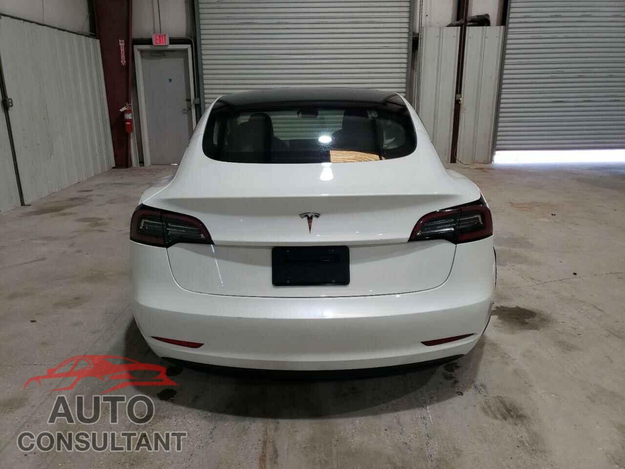 TESLA MODEL 3 2023 - 5YJ3E1EA1PF435272