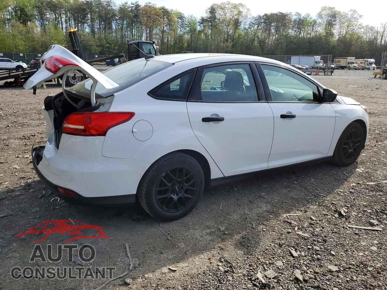 FORD FOCUS 2016 - 1FADP3E27GL348837