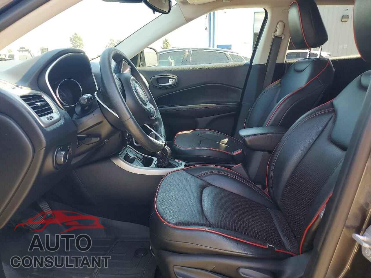 JEEP COMPASS 2017 - 3C4NJDAB8HT656133