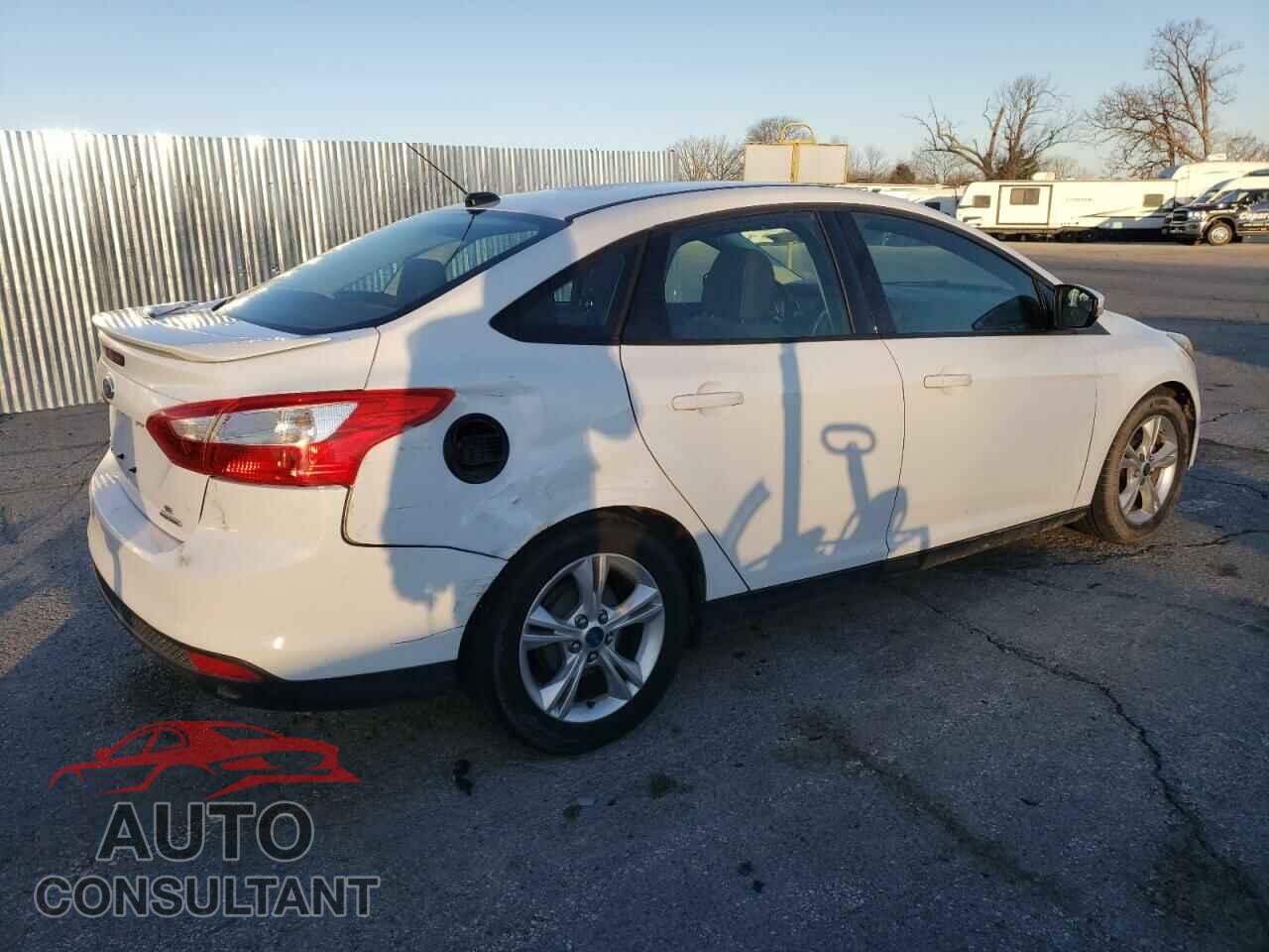 FORD FOCUS 2014 - 1FADP3F27EL159715