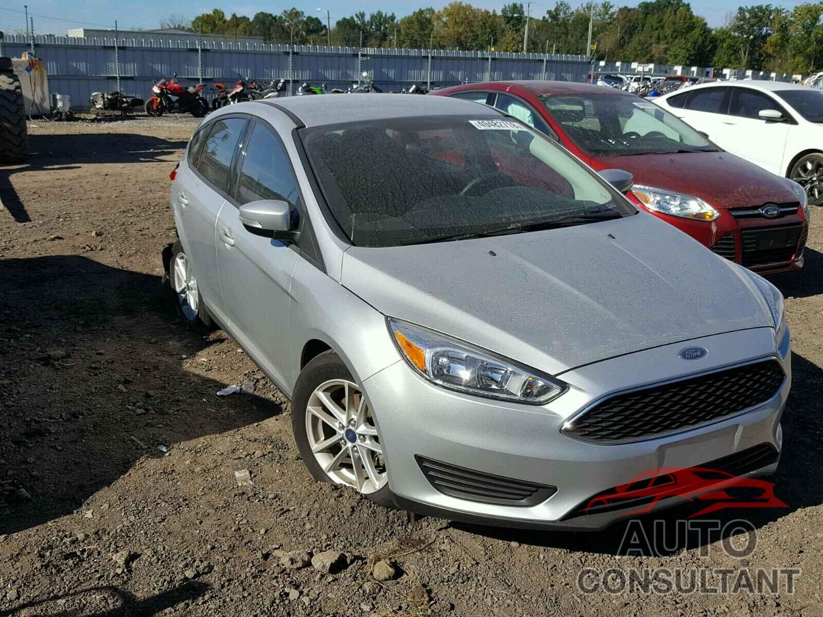 FORD FOCUS 2016 - 1FADP3K2XGL202453