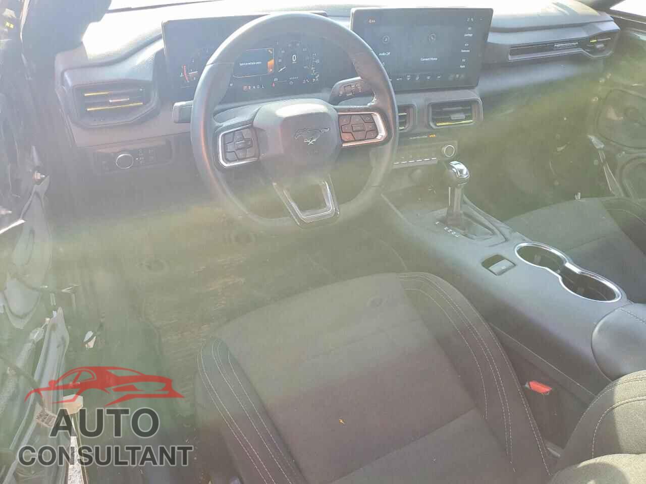 FORD MUSTANG 2024 - 1FA6P8TH7R5122558