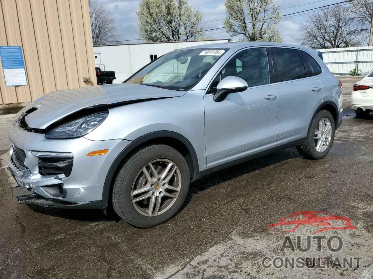 PORSCHE CAYENNE 2016 - WP1AA2A21GKA13351