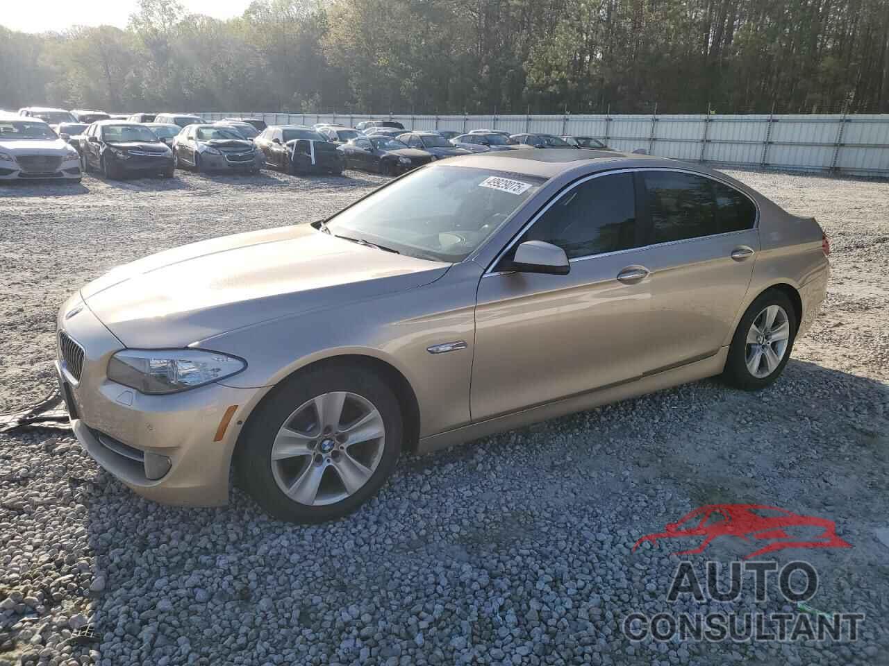BMW 5 SERIES 2013 - WBAXG5C54DDY32886