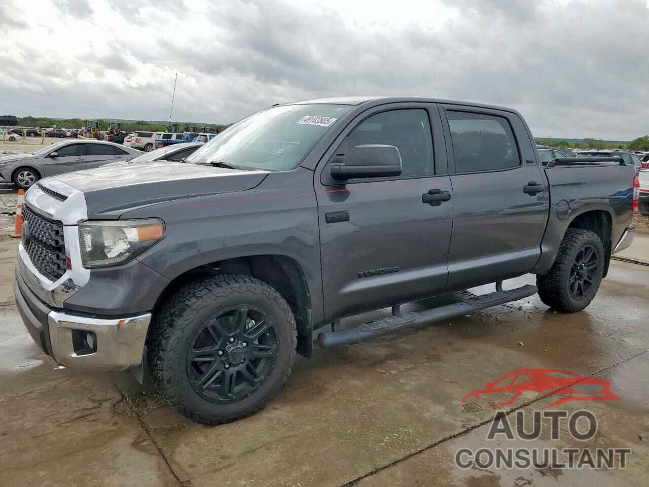 TOYOTA TUNDRA 2018 - 5TFEY5F10JX232067