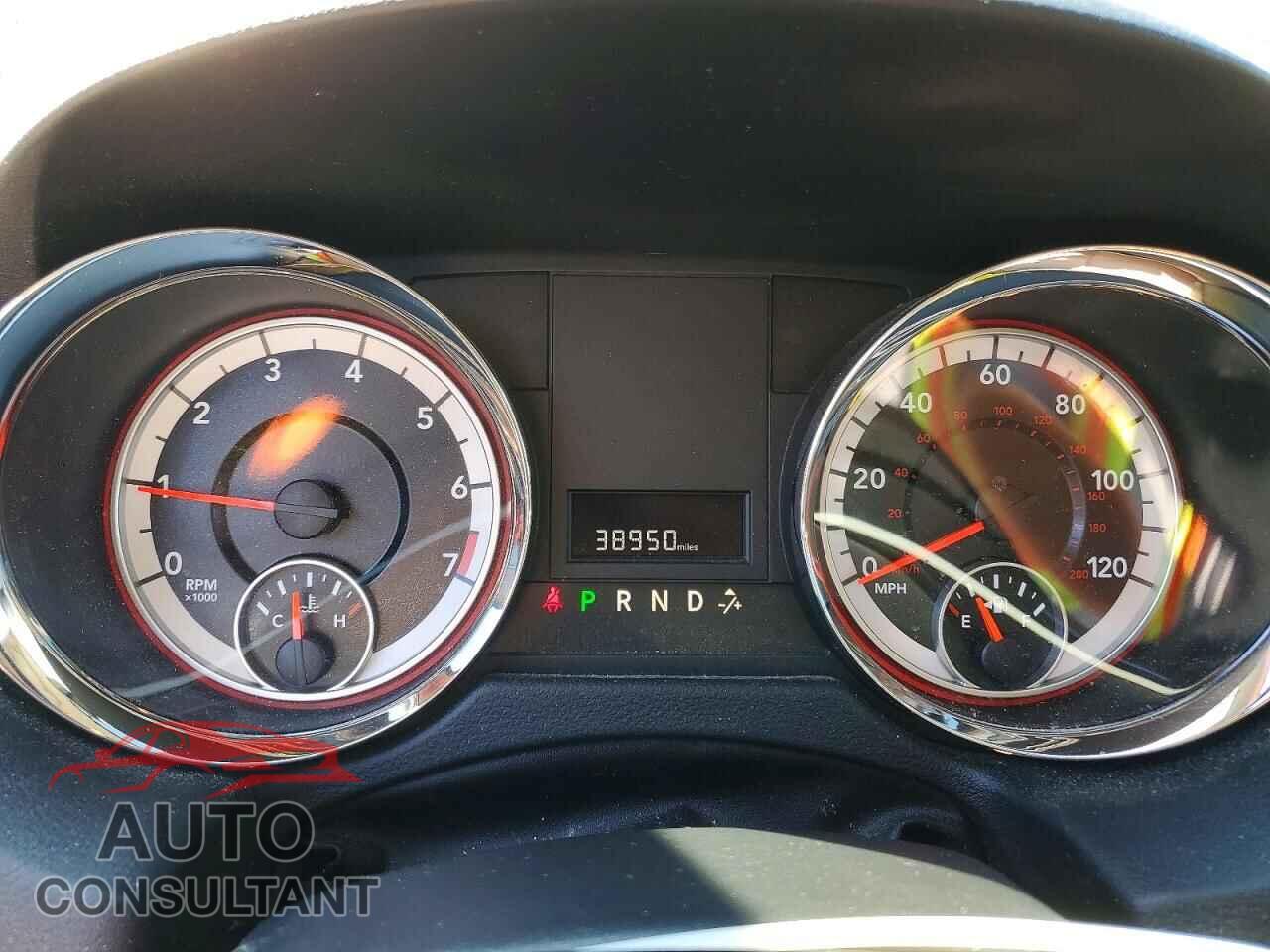 DODGE CARAVAN 2015 - 2C4RDGBG9FR599039