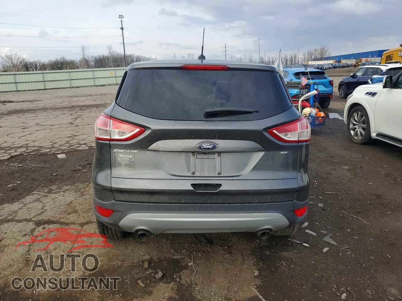 FORD ESCAPE 2016 - 1FMCU0G70GUC38014