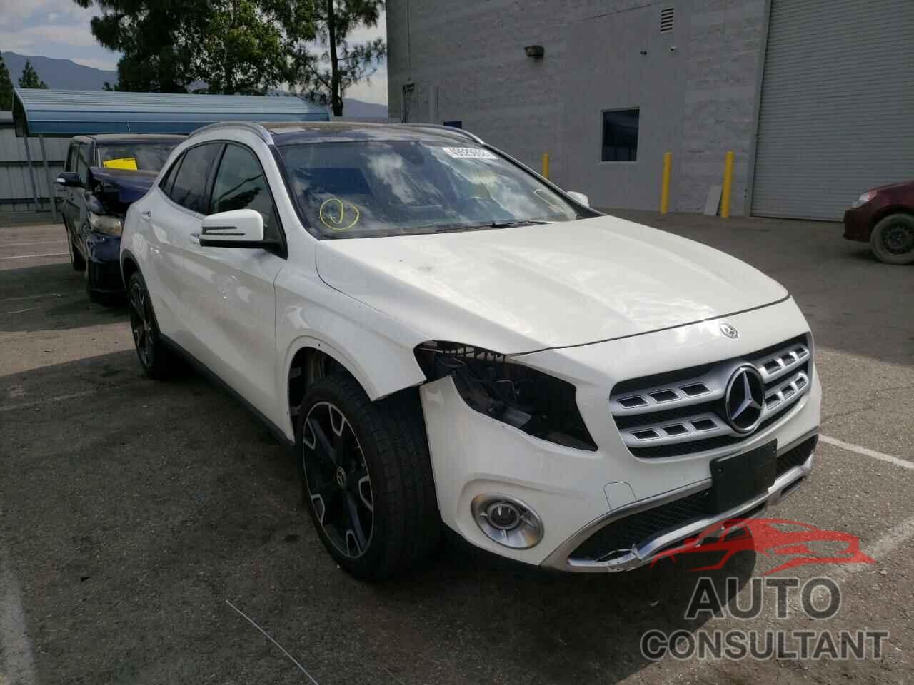 MERCEDES-BENZ GLA-CLASS 2019 - WDCTG4GB3KU007781