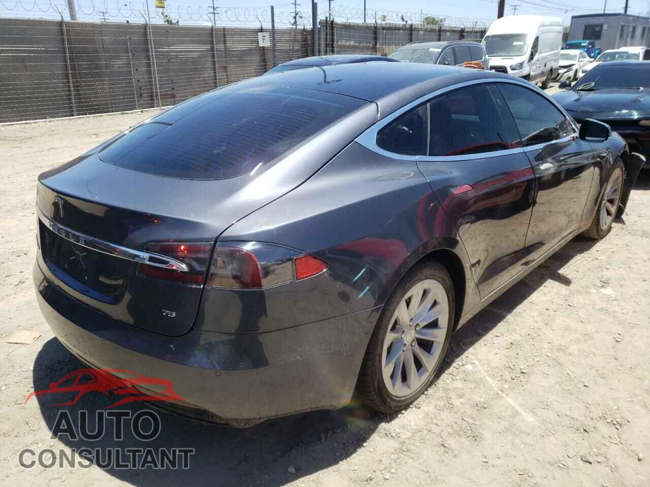 TESLA MODEL S 2017 - 5YJSA1E12HF212991