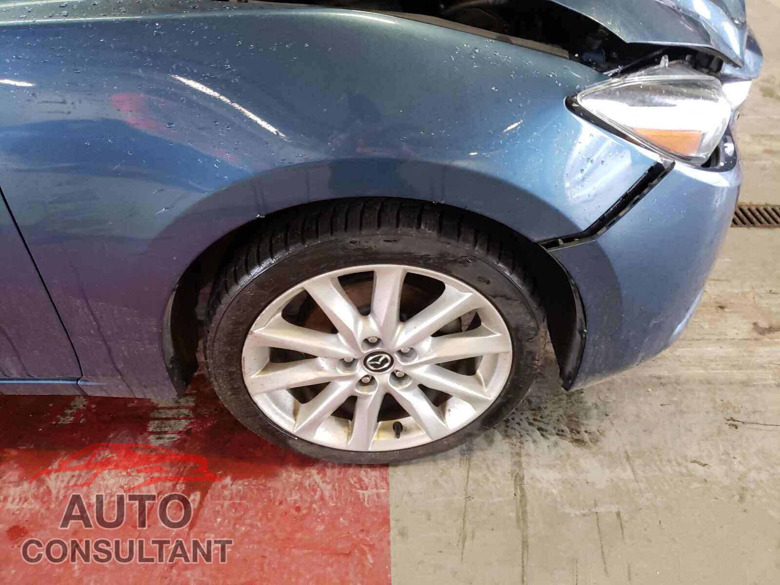 MAZDA 3 2017 - 3MZBN1V76HM121868