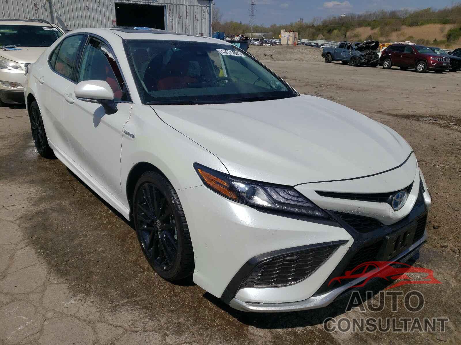 TOYOTA CAMRY 2021 - 4T1K31AK7MU552093