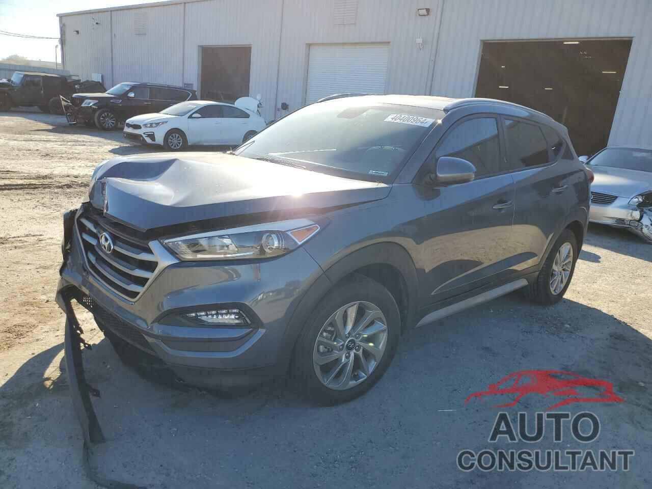 HYUNDAI TUCSON 2018 - KM8J3CA49JU729666