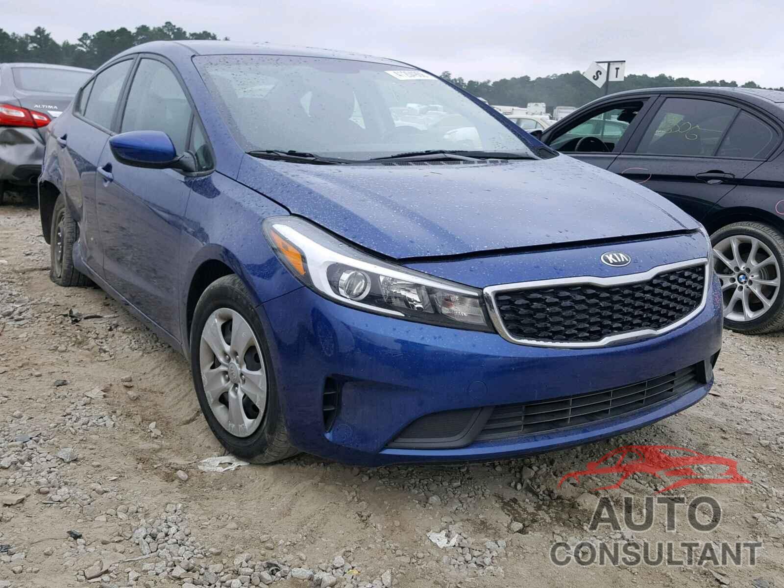 KIA FORTE 2018 - 3KPFK4A76JE167821
