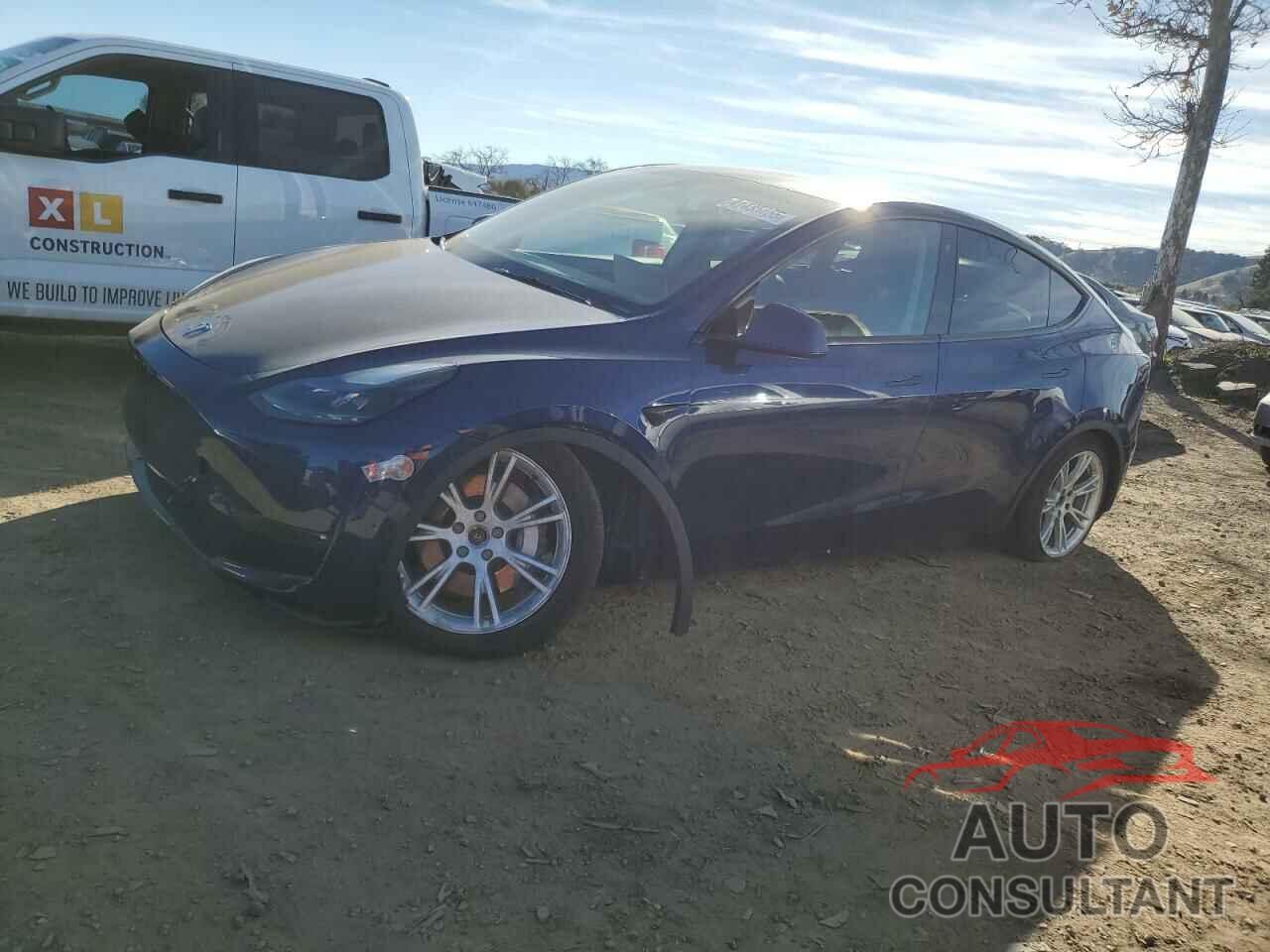 TESLA MODEL Y 2023 - 7SAYGDEE0PF739118