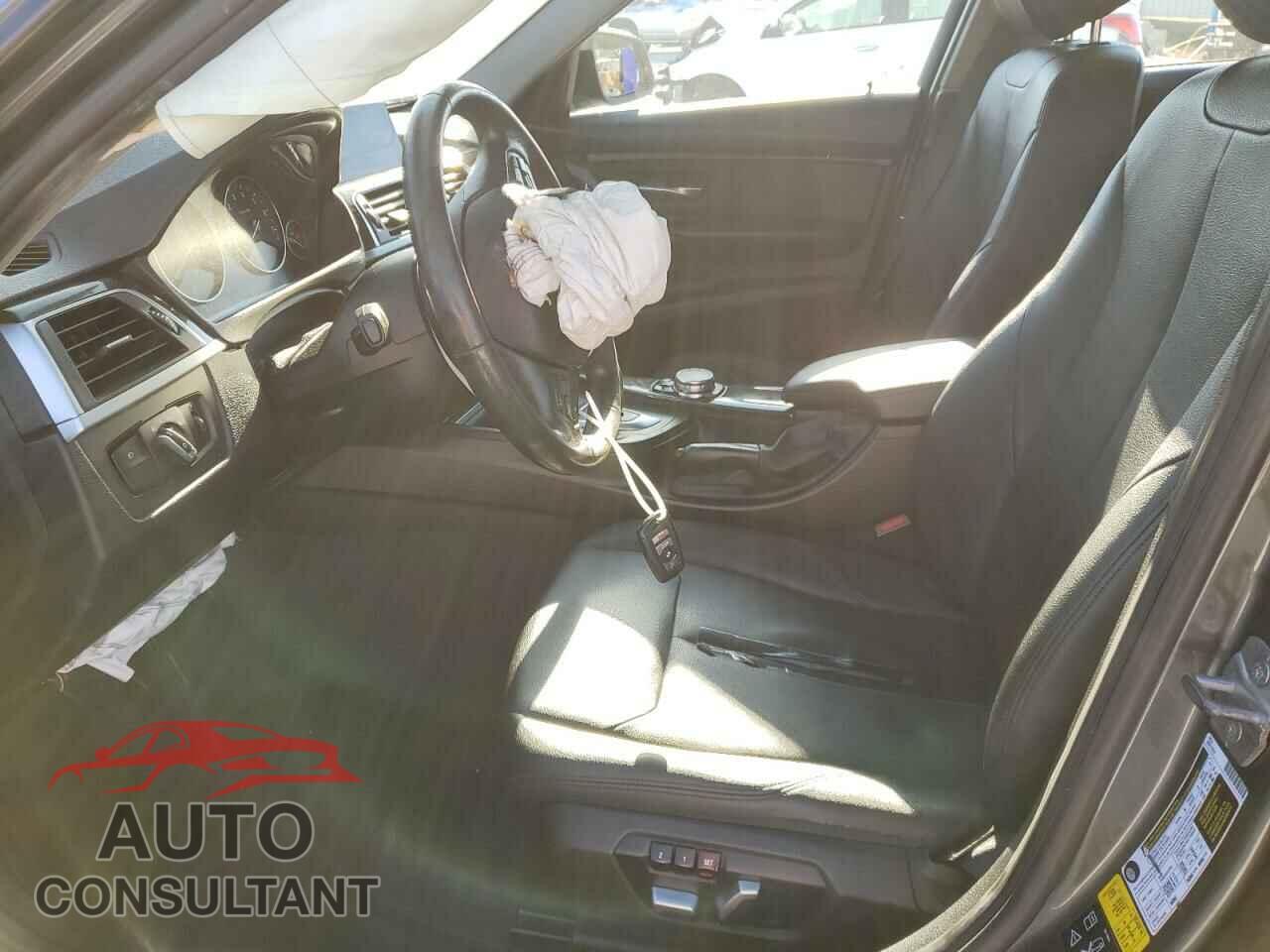 BMW 3 SERIES 2016 - WBA8E5G53GNU19702