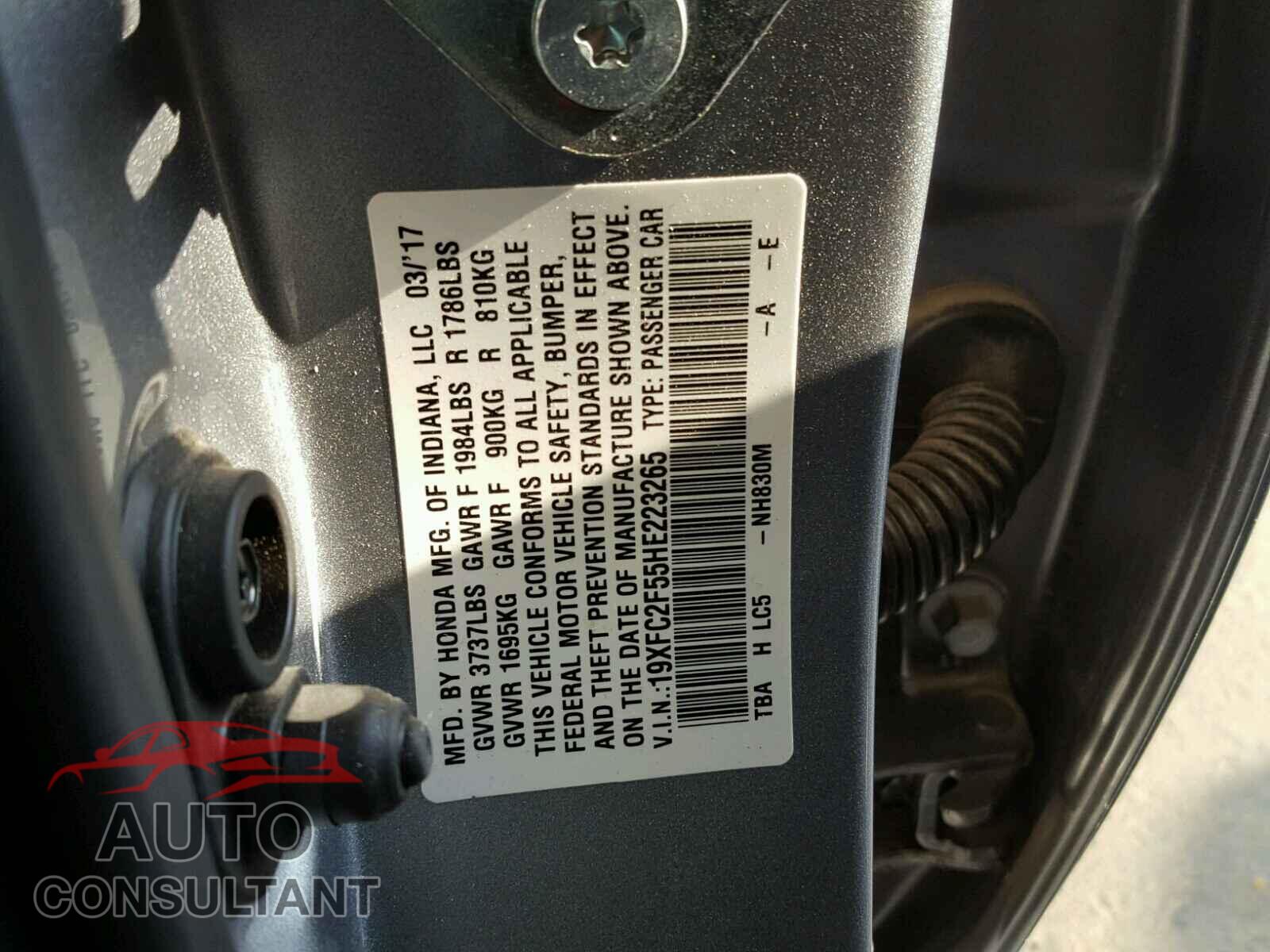 HONDA CIVIC LX 2017 - 19XFC2F55HE223265