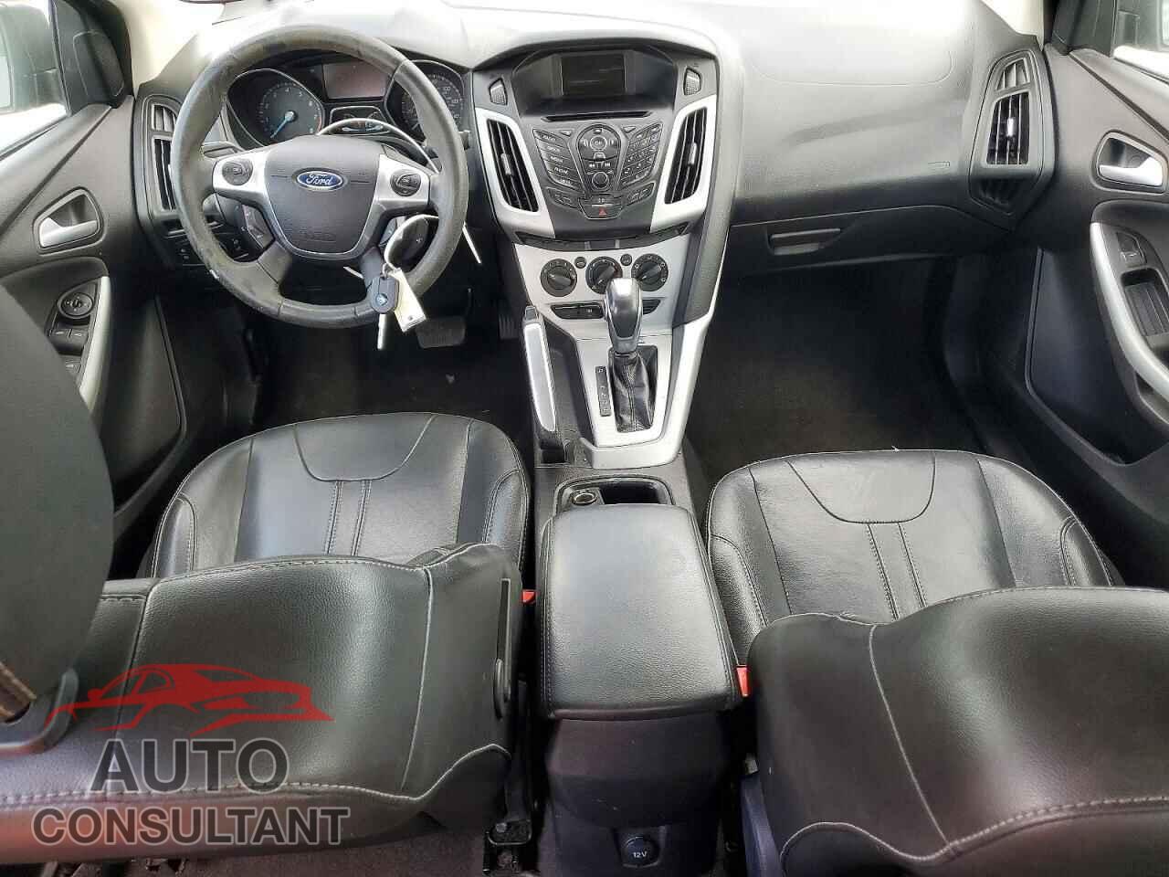 FORD FOCUS 2013 - 1FADP3F25DL375075