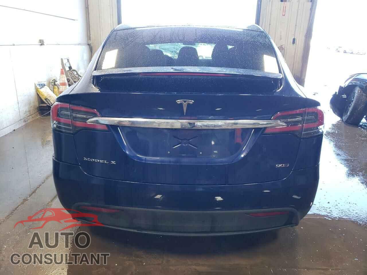 TESLA MODEL X 2016 - 5YJXCAE26GF005284