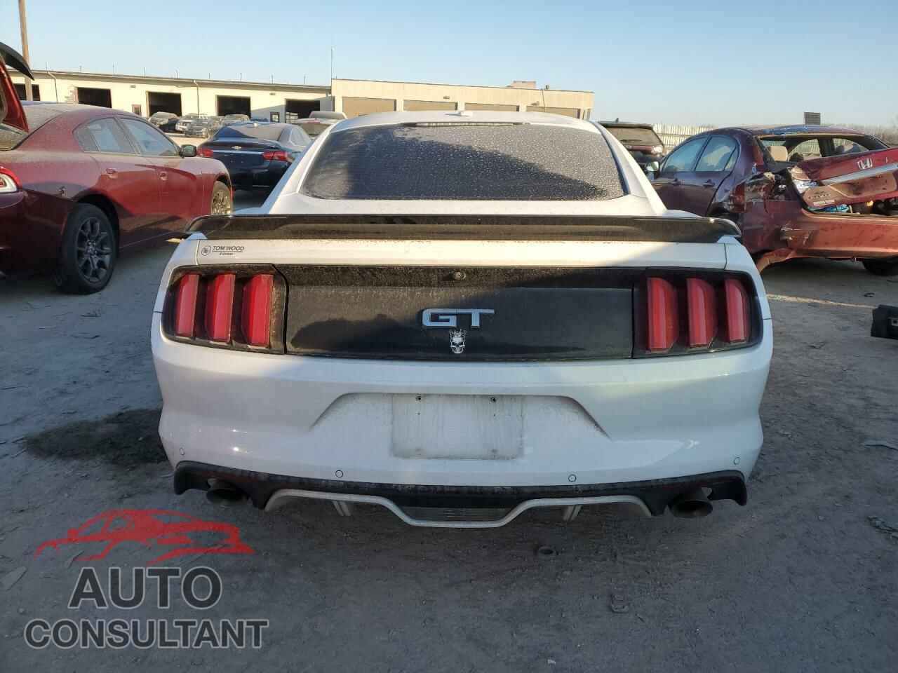 FORD MUSTANG 2017 - 1FA6P8CF2H5264782
