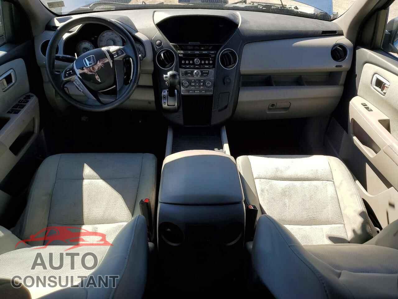 HONDA PILOT 2015 - 5FNYF3H25FB016987