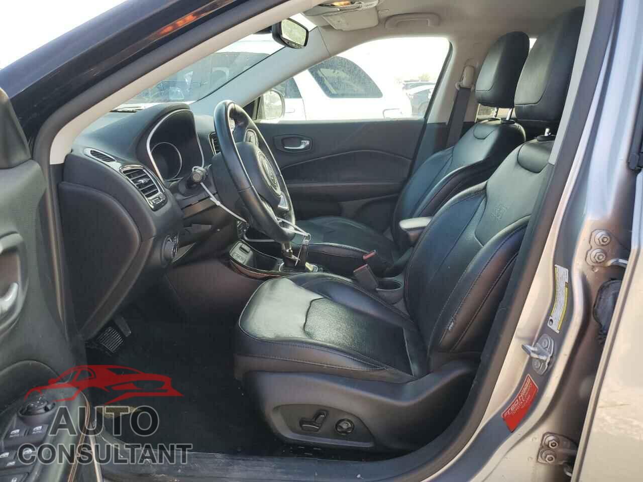 JEEP COMPASS 2019 - 3C4NJCCB1KT755570